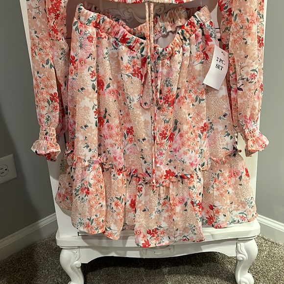 NWT Midnight Doll Skirt And Crop Top Set Floral Girly - Picture 4 of 4